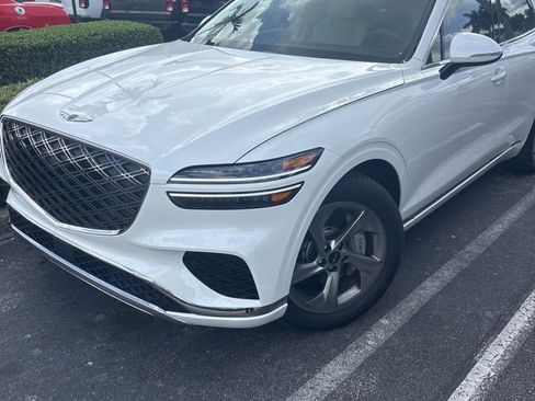 Used 2026 Genesis GV70 2.5T image 1