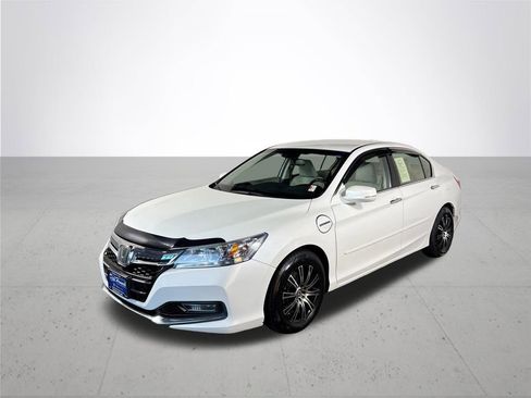 Used 2014 Honda Accord Plug-In Sedan image 2
