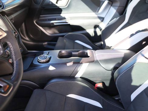 Used 2020 Ford Mustang Shelby GT500 w/ Technology Package image 54