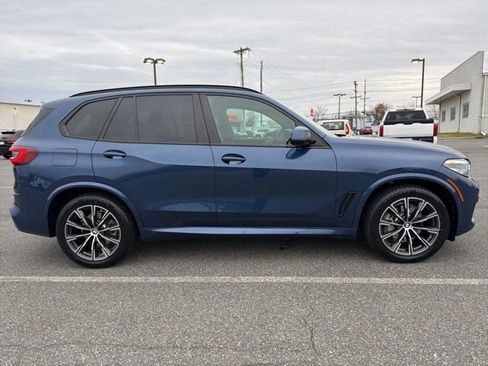 Used 2022 BMW X5 xDrive40i w/ M Sport Package image 10