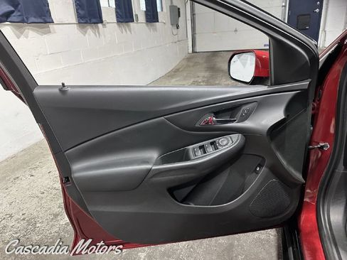 Used 2018 Chevrolet Volt LT w/ LT Driver Confidence Package FWD image 19