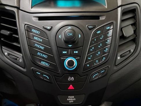 Used 2015 Ford Fiesta SE w/ Comfort Package FWD image 30