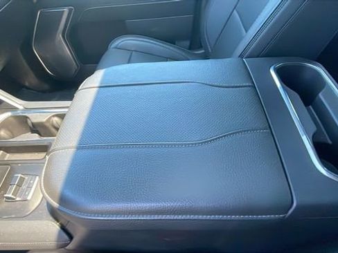 Used 2023 GMC Sierra 1500 Denali AWD/4WD image 17