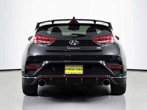 Used 2022 Hyundai Veloster N FWD image 6