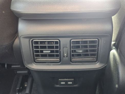 Used 2025 Toyota RAV4 SE w/ Convenience Package AWD/4WD image 32