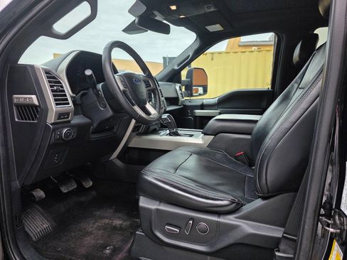 Used 2016 Ford F150 Lariat w/ Equipment Group 502A Luxury image 14