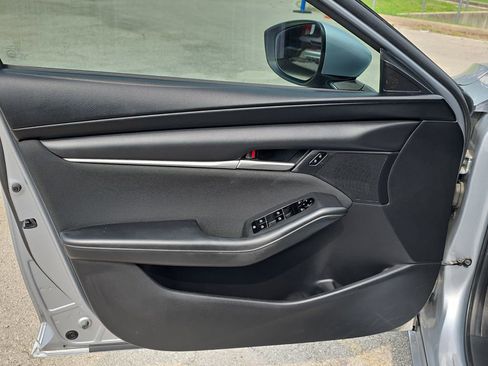 Used 2021 MAZDA MAZDA3 Sedan FWD image 25