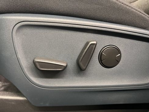 New 2026 Ford Maverick XLT AWD/4WD image 24