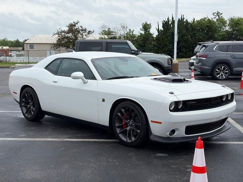 Used 2021 Dodge Challenger R/T Scat Pack w/ Shaker Package RWD image 3