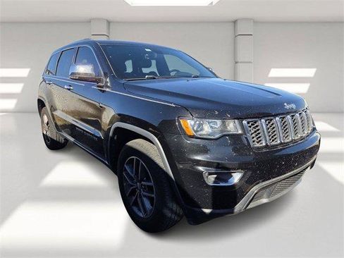 Used 2018 Jeep Grand Cherokee Limited image 2