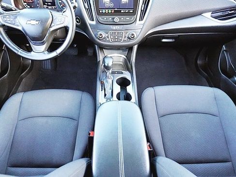 Used 2023 Chevrolet Malibu LT w/ Sport Edition image 19