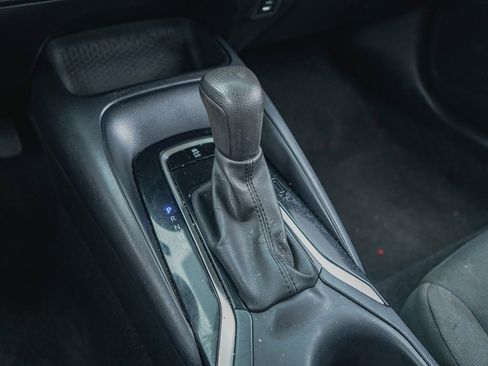 Used 2023 Toyota Corolla LE image 22