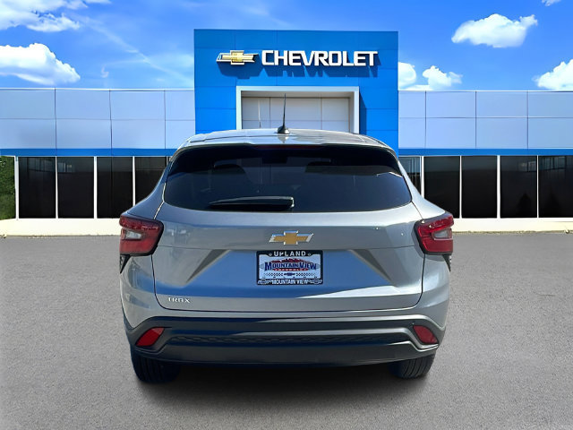 New 2026 Chevrolet Trax LS w/ Driver Confidence Package FWD image 5