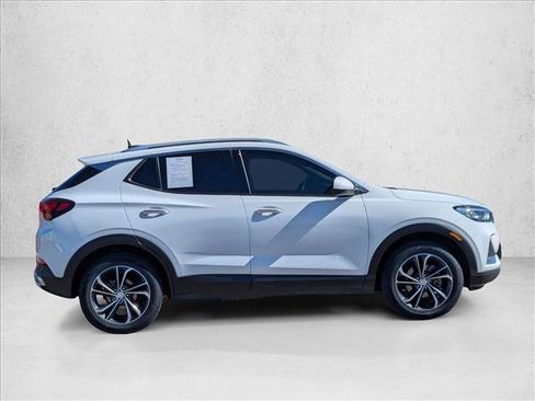 Used 2022 Buick Encore GX Essence w/ Safety Package II image 4
