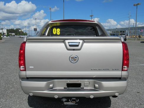 Used 2008 Cadillac Escalade EXT image 5