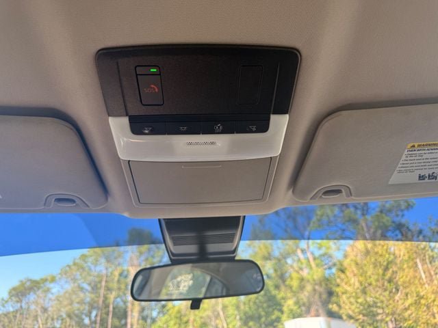 Used 2025 Nissan Altima 2.5 SV FWD image 5