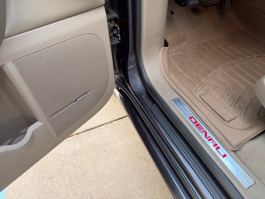 Used 2016 GMC Acadia Denali AWD/4WD image 21