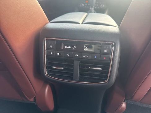 Used 2019 MAZDA CX-9 Signature image 22