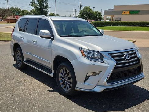 Used 2018 Lexus GX 460 Luxury w/ Sport Design Package AWD/4WD image 6