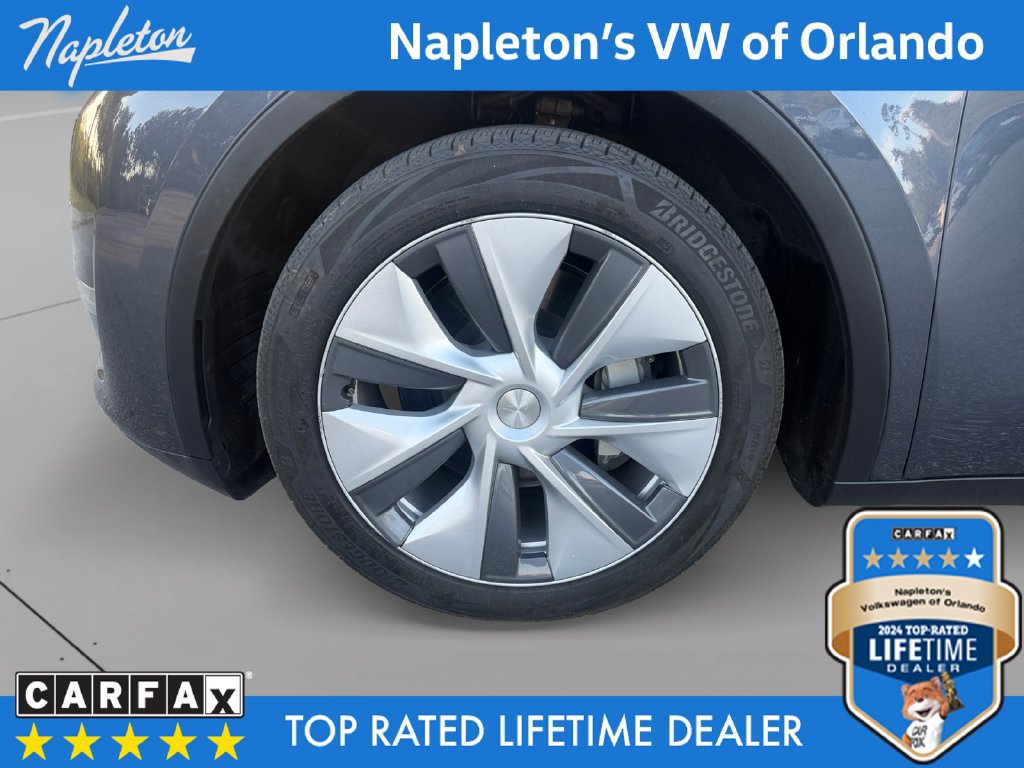 Used 2023 Tesla Model Y AWD image 32