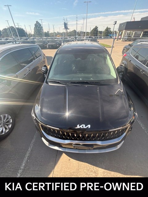 Certified 2025 Kia Carnival FWD image 2