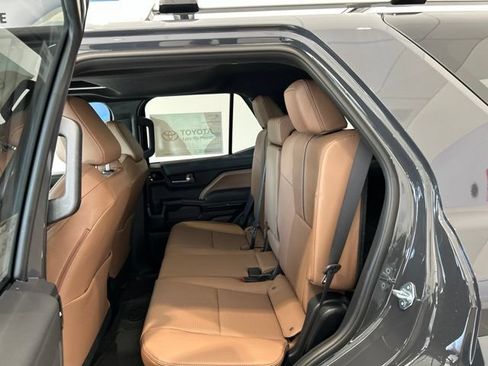 Used 2026 Toyota 4Runner Limited AWD/4WD image 16