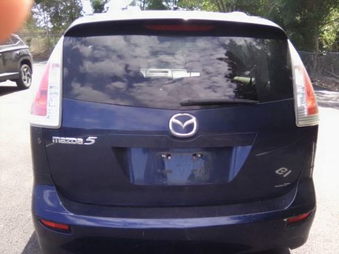 Used 2010 MAZDA MAZDA5 Sport w/ Popular Equipment Pkg FWD image 3