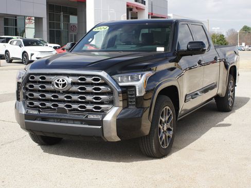 Used 2024 Toyota Tundra Platinum image 2