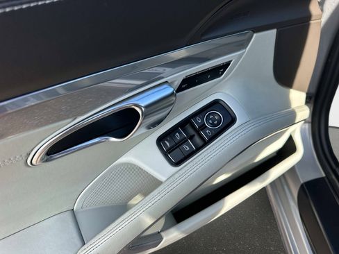 Used 2012 Porsche 911 Carrera S image 17