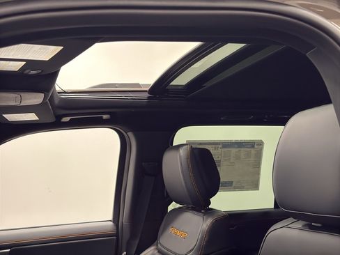 New 2026 Ford Expedition Tremor image 25