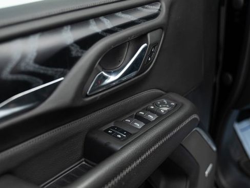 Used 2023 GMC Yukon XL Denali image 26