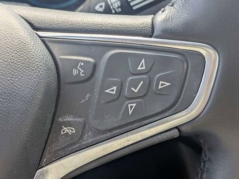 Used 2022 Chevrolet Malibu LT w/ Leather Package image 26