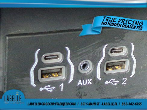 Used 2025 Chrysler Pacifica Limited w/ Uconnect Theater Family Group AWD/4WD image 23