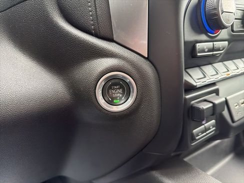 Used 2019 Chevrolet Silverado 1500 LT Trail Boss image 23