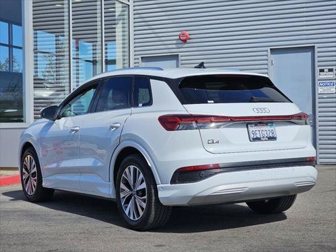 Used 2023 Audi Q4 e-tron Premium Plus w/ Premium Plus RWD image 9