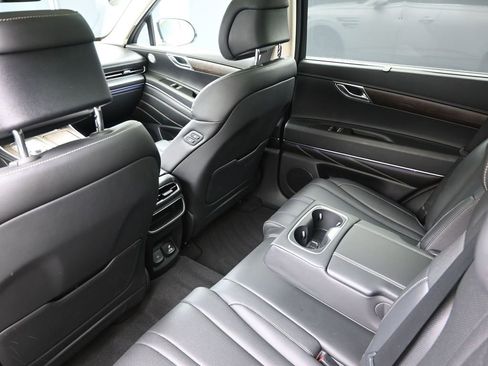 Used 2024 Genesis GV80 3.5T image 18