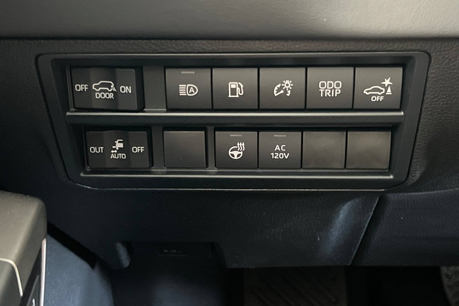 New 2026 Toyota Sequoia Platinum w/ TRD Off-Road Package AWD/4WD image 28