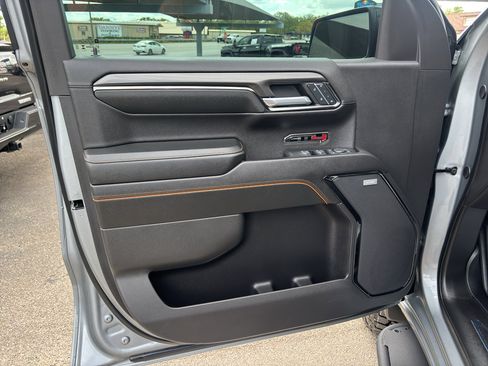 Certified 2024 GMC Sierra 1500 AT4 w/ Technology Package image 11