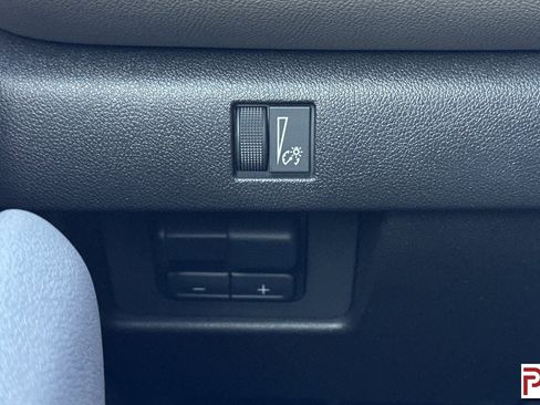 Certified 2024 Chevrolet Colorado ZR2 w/ Technology Package image 31