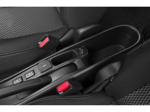 Used 2015 Nissan Versa Note S FWD image 13