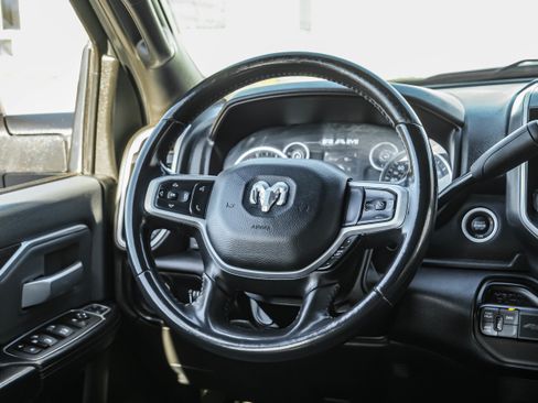 Used 2023 RAM 2500 Big Horn w/ Level 1 Equipment Group image 11