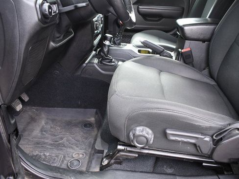 Used 2018 Jeep Wrangler Unlimited Sport S image 15