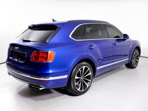 Used 2019 Bentley Bentayga AWD/4WD image 42