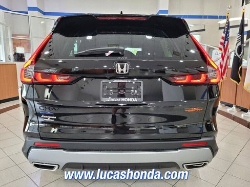 Used 2026 Honda CR-V TrailSport image 5