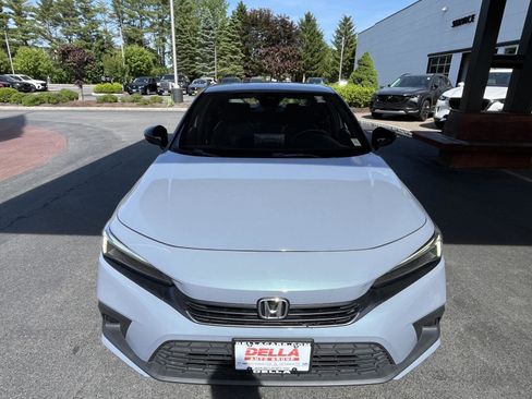 Used 2022 Honda Civic Sport image 2