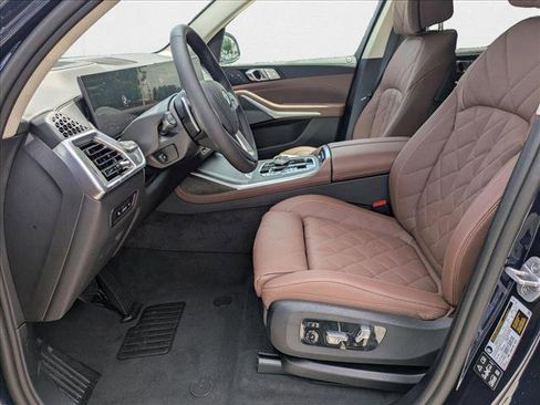 Used 2026 BMW X7 xDrive40i w/ Executive Package image 15