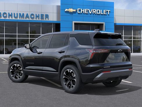 New 2026 Chevrolet Equinox LT w/ Safety and Technology Package FWD image 3