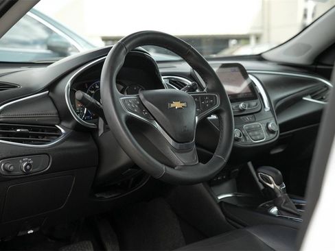 Used 2024 Chevrolet Malibu LT image 8