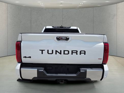 Used 2024 Toyota Tundra Limited AWD/4WD image 6