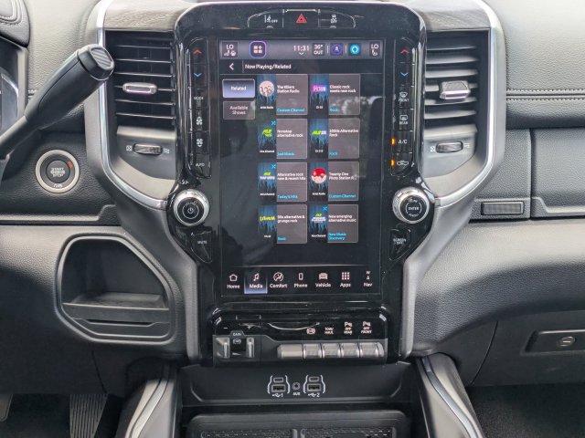 Used 2025 RAM 2500 Laramie w/ Night Edition RWD image 17